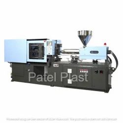 Horizontal injection moulding machine